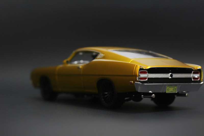 Illustration for article titled Car Week: Custom 1/18 Maisto Ford Torino Talladega Coyote